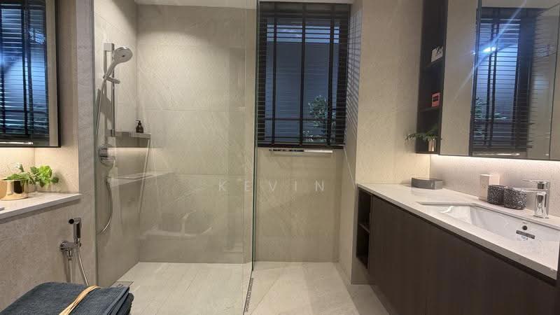 Springleaf Residence, 811 Upper Thomson Road, Mandai / Upper Thomson, 5 Bedrooms, 1,453 sqft, Condominium For Sale, by Kevin Tang, 500258765 - Bathroom - PropertyGuru.com.sg