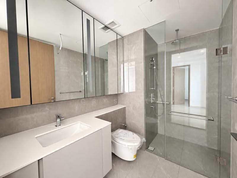 Grand Dunman, 18 Dunman Road, East Coast / Marine Parade, 2 Bedrooms, 667 sqft, Condominium For Rent, by Crystal Ho, 500258771 - Bathroom - PropertyGuru.com.sg