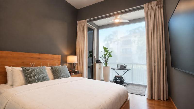 Pollen & Bleu, 19 Farrer Drive, Tanglin / Holland / Bukit Timah, 3 Bedrooms, 1,184 sqft, Condominium For Sale, by Wilson Barnabas Koh, 500258772 - Master Bedroom - PropertyGuru.com.sg