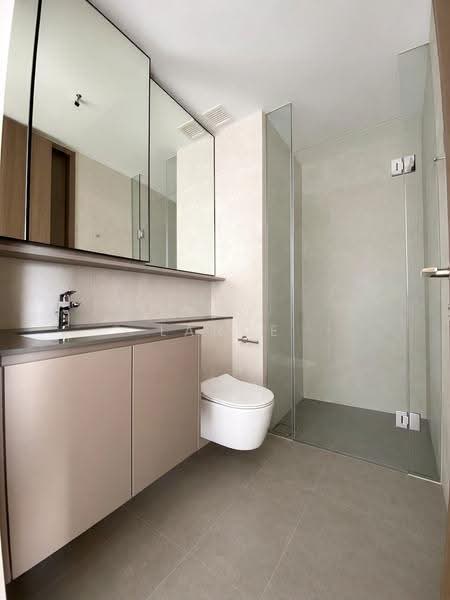 Norwood Grand, 8 Champions Way, Admiralty / Woodlands, 2 Bedrooms, 624 sqft, Condominium For Rent, by Lance Lim, 500258775 - Bathroom - PropertyGuru.com.sg