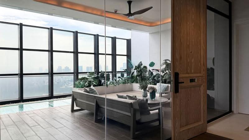 The Ritz-Carlton Residences, 65 Cairnhill Road, Orchard / River Valley, 4 Bedrooms, 2,831 sqft, Condominium For Sale, by Dennis Lim, 500258780 - PropertyGuru.com.sg