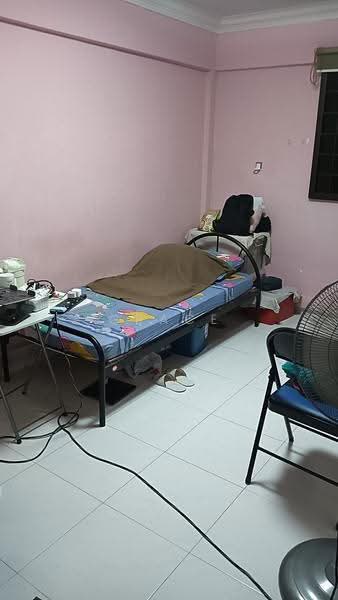 230 Bukit Batok East Avenue 3, 230 Bukit Batok East Avenue 3, Dairy Farm / Bukit Panjang / Choa Chu Kang, Room Rental, 180 sqft, HDB Flat For Rent, by Grace Wong, 500258782 - Bedroom - PropertyGuru.com.sg