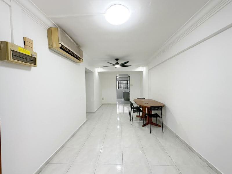 101 Jurong East Street 13, 101 Jurong East Street 13, Boon Lay / Jurong / Tuas, 2 Bedrooms, 721 sqft, HDB Flat For Rent, by Pauline Chong, 500258801 - PropertyGuru.com.sg