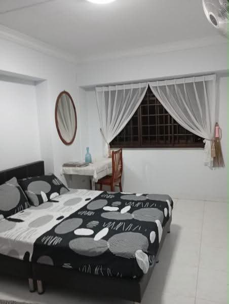 325 Sembawang Crescent, 325 Sembawang Crescent, Sembawang / Yishun, Room Rental, 120 sqft, HDB Flat For Rent, by SHAFNI UMAR, 500258805 - Bedroom - PropertyGuru.com.sg