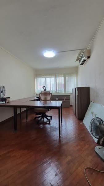 111 Bukit Batok West Avenue 6, 111 Bukit Batok West Avenue 6, Dairy Farm / Bukit Panjang / Choa Chu Kang, 3 Bedrooms, 1,420 sqft, HDB Flat For Rent, by Bikay Lim, 500258819 - Study - PropertyGuru.com.sg