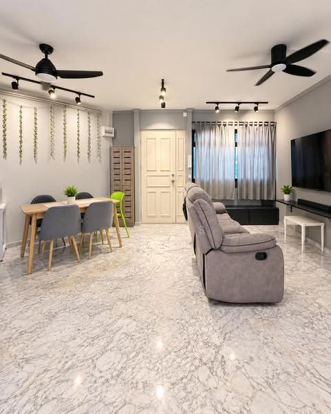 449 Bukit Panjang Ring Road, 449 Bukit Panjang Ring Road, Dairy Farm / Bukit Panjang / Choa Chu Kang, 3 Bedrooms, 969 sqft, HDB Flat For Sale, by Loges Waran, 500258824 - Living Room - PropertyGuru.com.sg