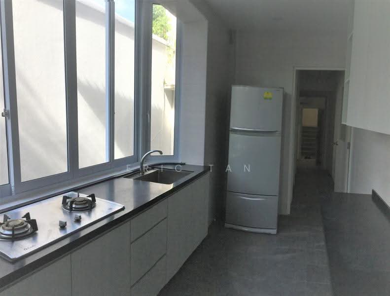 78 Moh Guan Terrace, 78 Moh Guan Terrace, Alexandra / Commonwealth, 2 Bedrooms, 786 sqft, HDB Flat For Sale, by Eric Tan, 500258830 - Kitchen - PropertyGuru.com.sg