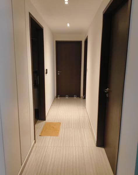 The Brownstone, 162 Canberra Drive, Sembawang / Yishun, 3 Bedrooms, 990 sqft, Condominium For Sale, by Terry Koh, 500258842 - Corridor - PropertyGuru.com.sg
