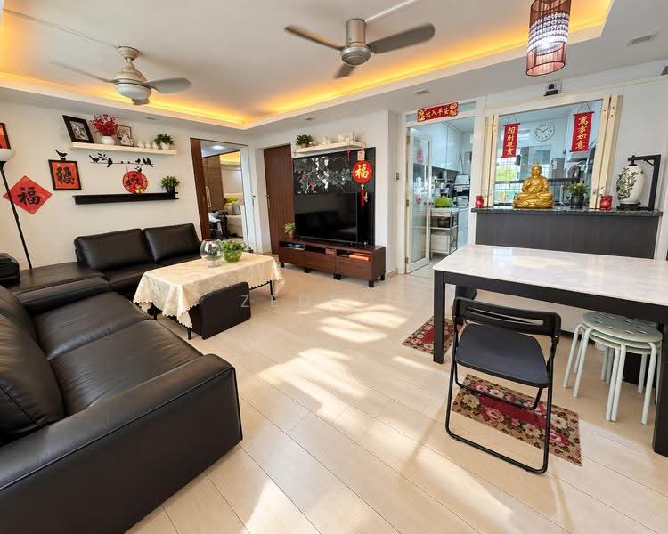 717 Yishun Street 71, 717 Yishun Street 71, Sembawang / Yishun, 3 Bedrooms, 904 sqft, HDB Flat For Sale, by Zedson Tan, 500258845 - Living Room - PropertyGuru.com.sg