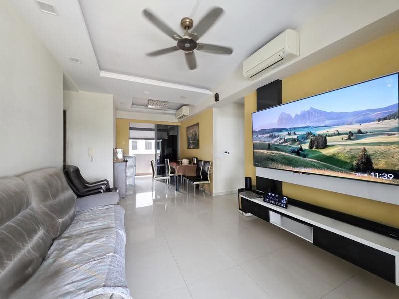 Arc at Tampines, 3 Tampines Avenue 8, Pasir Ris / Tampines, 4 Bedrooms, 1,292 sqft, Condominium For Sale, by Y G Ng, 500258846 - Living Room - PropertyGuru.com.sg