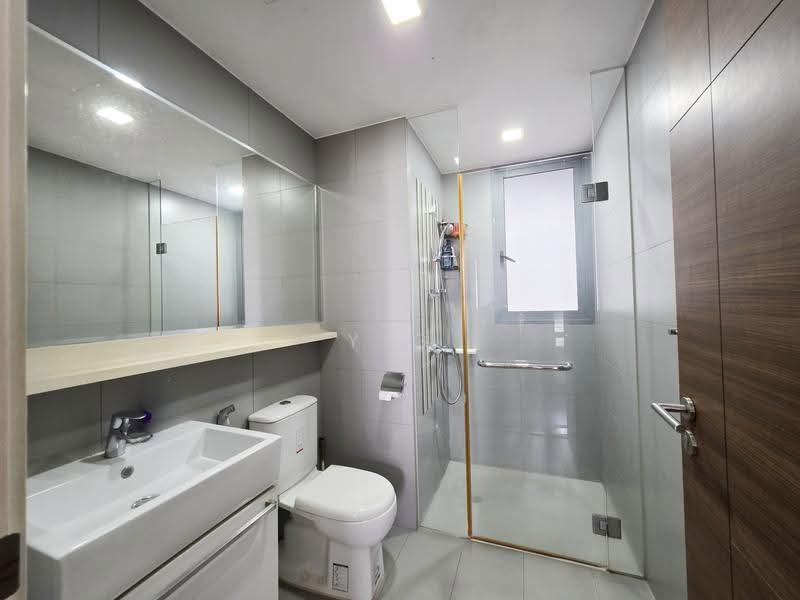 Arc at Tampines, 3 Tampines Avenue 8, Pasir Ris / Tampines, 4 Bedrooms, 1,292 sqft, Condominium For Sale, by Y G Ng, 500258846 - Bathroom - PropertyGuru.com.sg