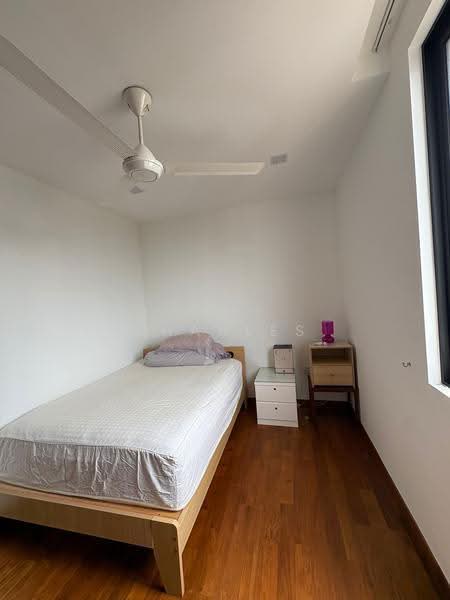 Lucky Hill, Jalan Limau Nipis, Bedok / Upper East Coast, Room Rental, 120 sqft, Semi-Detached House For Rent, by Charles Chow, 500258852 - Bedroom - PropertyGuru.com.sg