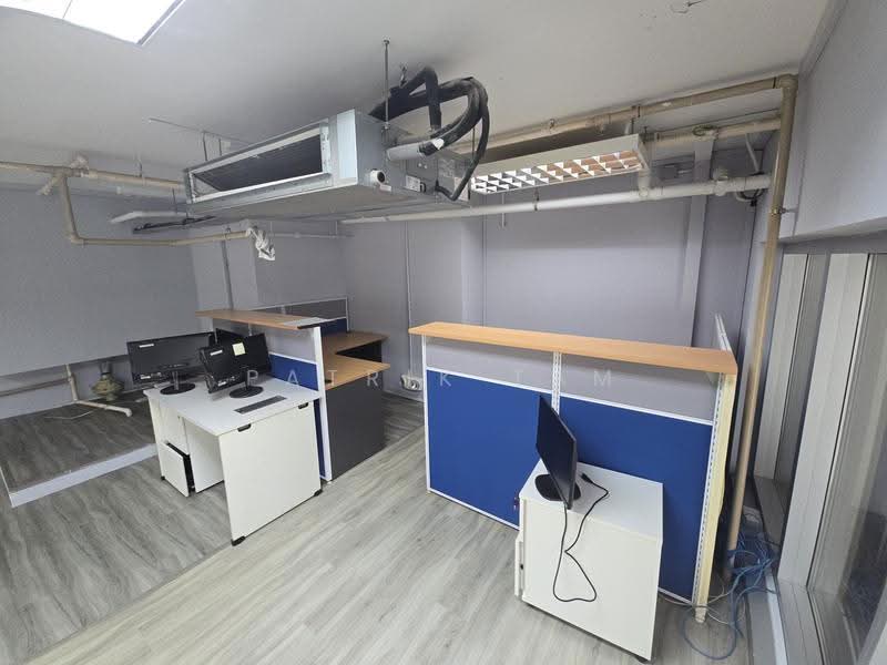 Eon Shenton, 70 Shenton Way, Chinatown / Tanjong Pagar, 1,000 sqft, Office For Rent, by Patrik Tam, 500258857 - CommercialGuru.com.sg