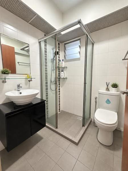 615B Edgefield Plains, 615B Edgefield Plains, Hougang / Punggol / Sengkang, Room Rental, 80 sqft, HDB Flat For Rent, by Jessie Tee, 500258889 - Bathroom - PropertyGuru.com.sg