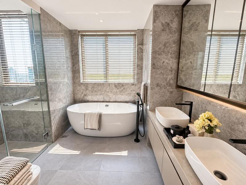 Pinetree Hill, 36 Pine Grove, Clementi Park / Upper Bukit Timah, 5 Bedrooms, 2,874 sqft, Condominium For Sale, by Shirley Fong, 500258894 - Bathroom - PropertyGuru.com.sg