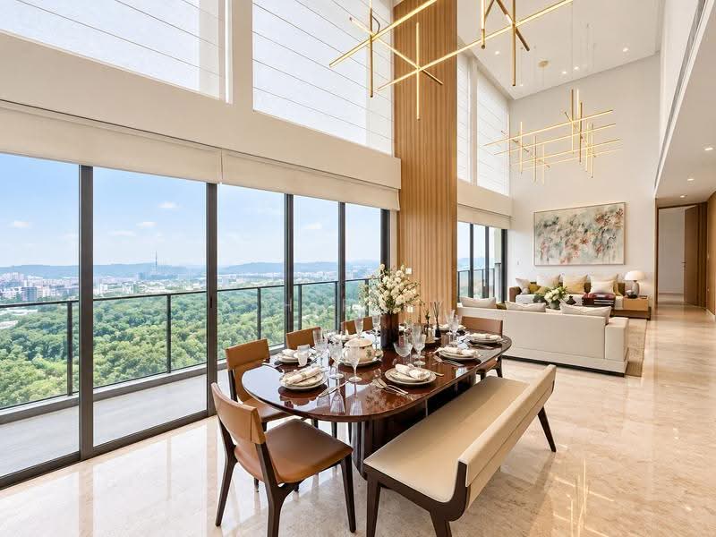 Pinetree Hill, 36 Pine Grove, Clementi Park / Upper Bukit Timah, 5 Bedrooms, 2,874 sqft, Condominium For Sale, by Shirley Fong, 500258894 - Dining Room - PropertyGuru.com.sg