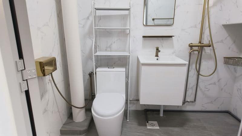 348 Tampines Street 33, 348 Tampines Street 33, Pasir Ris / Tampines, 5 Bedrooms, 1,335 sqft, HDB Flat For Sale, by Jen Ong 王秀嬌, 500258895 - Bathroom - PropertyGuru.com.sg