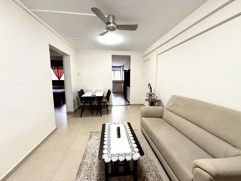 629 Hougang Avenue 8, 629 Hougang Avenue 8, Hougang / Punggol / Sengkang, 2 Bedrooms, 688 sqft, HDB Flat For Sale, by Ridzwan Iqbal, 500258926 - Living Room - PropertyGuru.com.sg