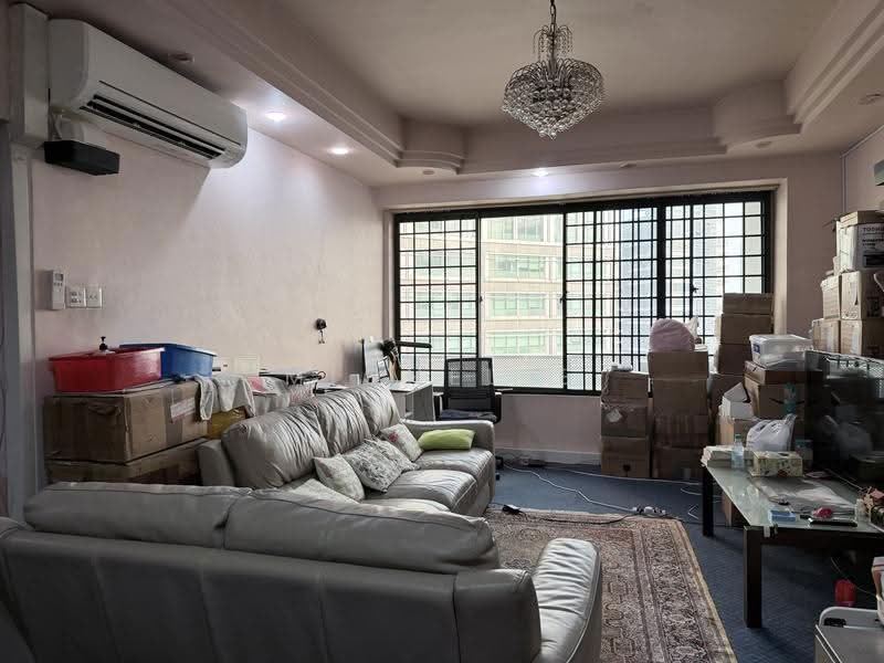 International Plaza, 10 Anson Road, Chinatown / Tanjong Pagar, 3 Bedrooms, 1,507 sqft, Apartment For Sale, by Michelle Chia, 500258949 - Living Room - PropertyGuru.com.sg