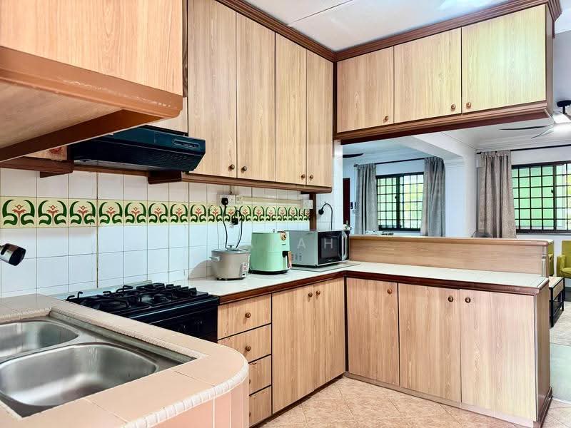 711 Jurong West Street 71, 711 Jurong West Street 71, Boon Lay / Jurong / Tuas, 3 Bedrooms, 1,119 sqft, HDB Flat For Sale, by Farah Zack, 500258951 - PropertyGuru.com.sg