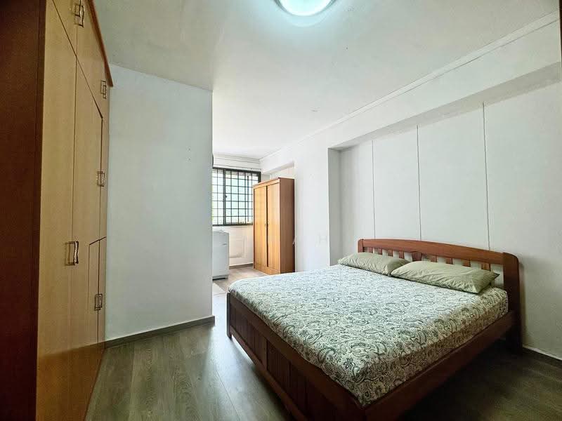 711 Jurong West Street 71, 711 Jurong West Street 71, Boon Lay / Jurong / Tuas, 3 Bedrooms, 1,119 sqft, HDB Flat For Sale, by Farah Zack, 500258951 - PropertyGuru.com.sg