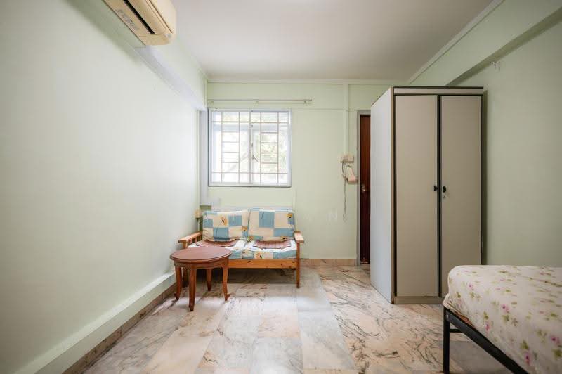 10 Eunos Crescent, 10 Eunos Crescent, Eunos / Geylang / Paya Lebar, 3 Bedrooms, 980 sqft, HDB Flat For Sale, by Kieran Koh, 500258963 - Living Room - PropertyGuru.com.sg