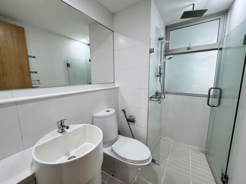 The Quartz, 51 Compassvale Bow, Hougang / Punggol / Sengkang, 3 Bedrooms, 1,066 sqft, Condominium For Rent, by Thomas Lee, 500258978 - Bathroom - PropertyGuru.com.sg