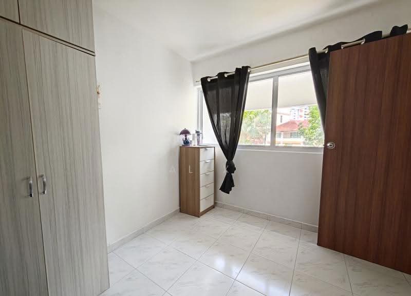 641 Yishun Street 61, 641 Yishun Street 61, Sembawang / Yishun, 3 Bedrooms, 980 sqft, HDB Flat For Sale, by Alex Yap 叶国祯, 500258980 - Bedroom 3 - PropertyGuru.com.sg