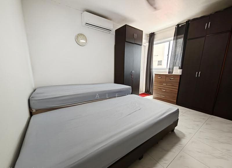 641 Yishun Street 61, 641 Yishun Street 61, Sembawang / Yishun, 3 Bedrooms, 980 sqft, HDB Flat For Sale, by Alex Yap 叶国祯, 500258980 - Master Bedroom - PropertyGuru.com.sg