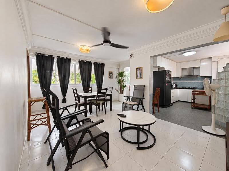 641 Yishun Street 61, 641 Yishun Street 61, Sembawang / Yishun, 3 Bedrooms, 980 sqft, HDB Flat For Sale, by Alex Yap 叶国祯, 500258980 - Living Room - PropertyGuru.com.sg