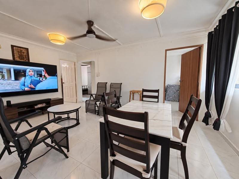 641 Yishun Street 61, 641 Yishun Street 61, Sembawang / Yishun, 3 Bedrooms, 980 sqft, HDB Flat For Sale, by Alex Yap 叶国祯, 500258980 - Living Room - PropertyGuru.com.sg