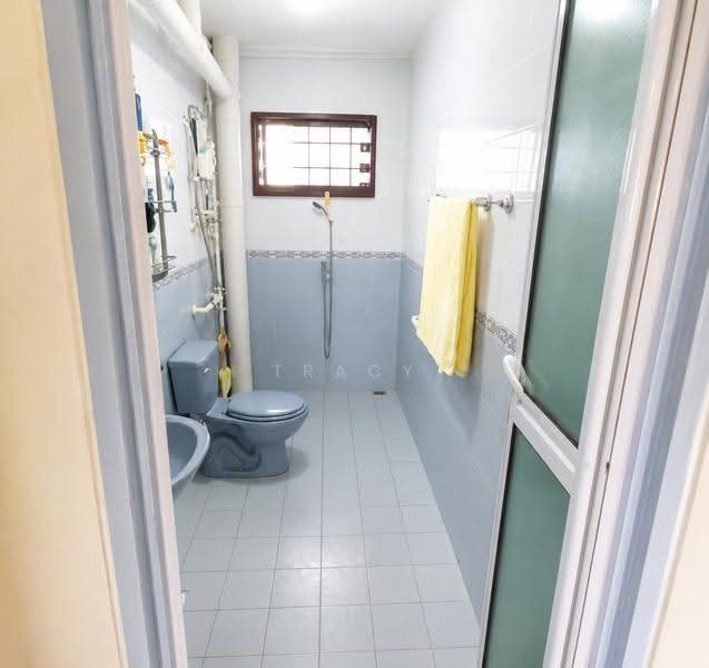 504A Montreal Drive, 504A Montreal Drive, Sembawang / Yishun, Room Rental, 140 sqft, HDB Flat For Rent, by Tracy Wang, 500258983 - Bathroom - PropertyGuru.com.sg