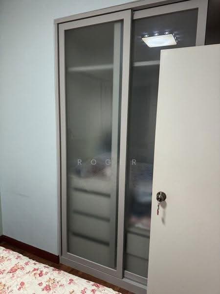 East Meadows, 30 Tanah Merah Kechil Road, Bedok / Upper East Coast, Room Rental, 110 sqft, Condominium For Rent, by Roger Lim S.P, 500258998 - Bedroom - PropertyGuru.com.sg