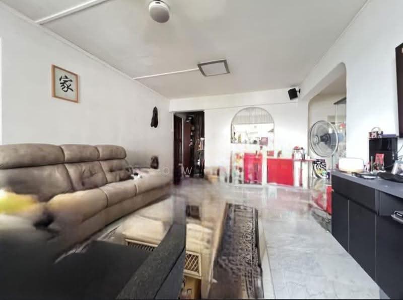 356 Clementi Avenue 2, 356 Clementi Avenue 2, Buona Vista / West Coast / Clementi New Town, 3 Bedrooms, 1,259 sqft, HDB Flat For Sale, by Owen Tan, 500259008 - Living Room - PropertyGuru.com.sg