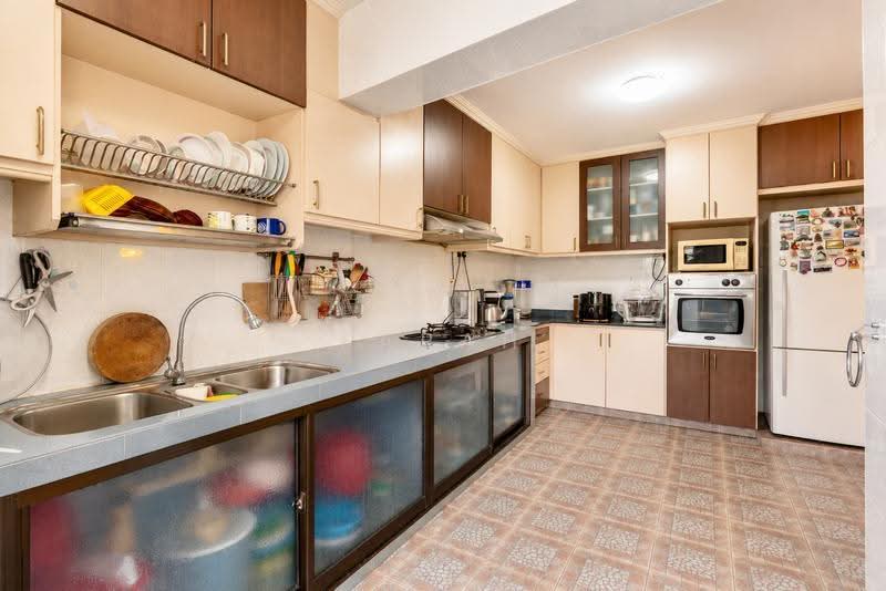 407 Pandan Gardens, 407 Pandan Gardens, Boon Lay / Jurong / Tuas, 3 Bedrooms, 1,119 sqft, HDB Flat For Sale, by Farah Zack, 500259043 - PropertyGuru.com.sg