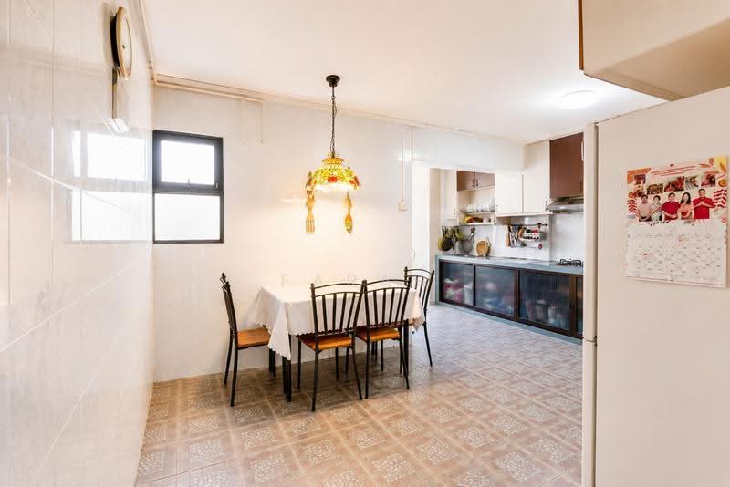407 Pandan Gardens, 407 Pandan Gardens, Boon Lay / Jurong / Tuas, 3 Bedrooms, 1,119 sqft, HDB Flat For Sale, by Farah Zack, 500259043 - PropertyGuru.com.sg