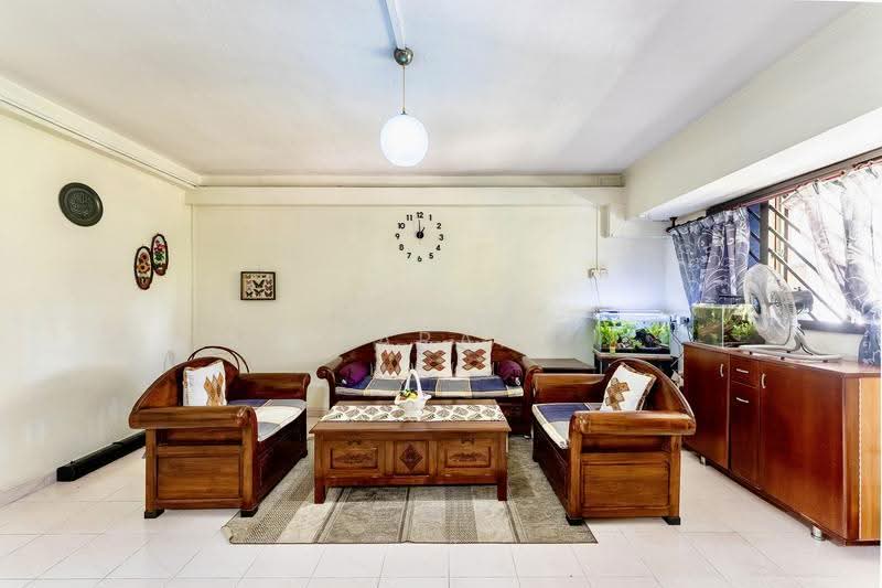 407 Pandan Gardens, 407 Pandan Gardens, Boon Lay / Jurong / Tuas, 3 Bedrooms, 1,119 sqft, HDB Flat For Sale, by Farah Zack, 500259043 - Living Room - PropertyGuru.com.sg