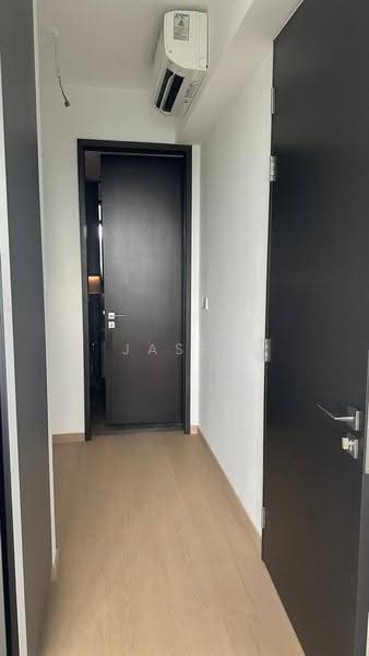 Irwell Hill Residences, 2 Irwell Hill, Orchard / River Valley, 1 Bedroom, 495 sqft, Condominium For Sale, by Jasey Lim, 500259072 - Corridor - PropertyGuru.com.sg