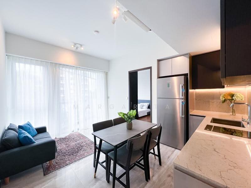 Neu at Novena, 27 Moulmein Rise, Newton / Novena, 2 Bedrooms, 646 sqft, Apartment For Sale, by Margarita Seah, 500259083 - Living Room - PropertyGuru.com.sg