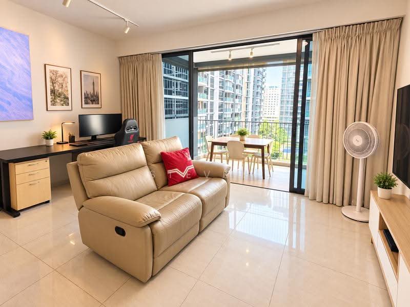La Fiesta, 70 Sengkang Square, Hougang / Punggol / Sengkang, 3 Bedrooms, 1,001 sqft, Condominium For Sale, by Steven Lin, 500259089 - Living Room - PropertyGuru.com.sg