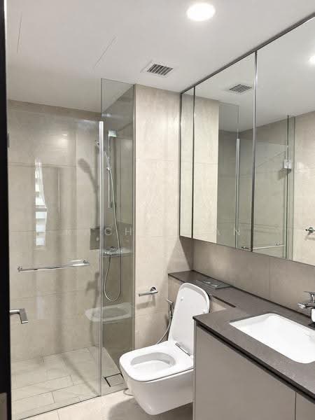 Sky Eden @ Bedok, 1 Bedok Central, Bedok / Upper East Coast, 3 Bedrooms, 893 sqft, Condominium For Sale, by Rachel Tan, 500259099 - Bathroom - PropertyGuru.com.sg