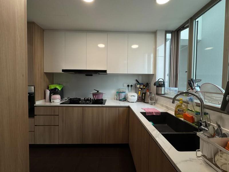 Amaryllis Ville, 22 Newton Road, Newton / Novena, 3 Bedrooms, 1,238 sqft, Condominium For Sale, by Wang ZhiHong, 500259101 - PropertyGuru.com.sg