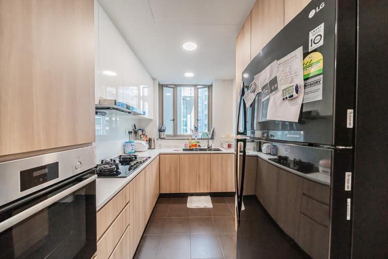 Amaryllis Ville, 22 Newton Road, Newton / Novena, 3 Bedrooms, 1,238 sqft, Condominium For Sale, by Wang ZhiHong, 500259101 - Kitchen - PropertyGuru.com.sg