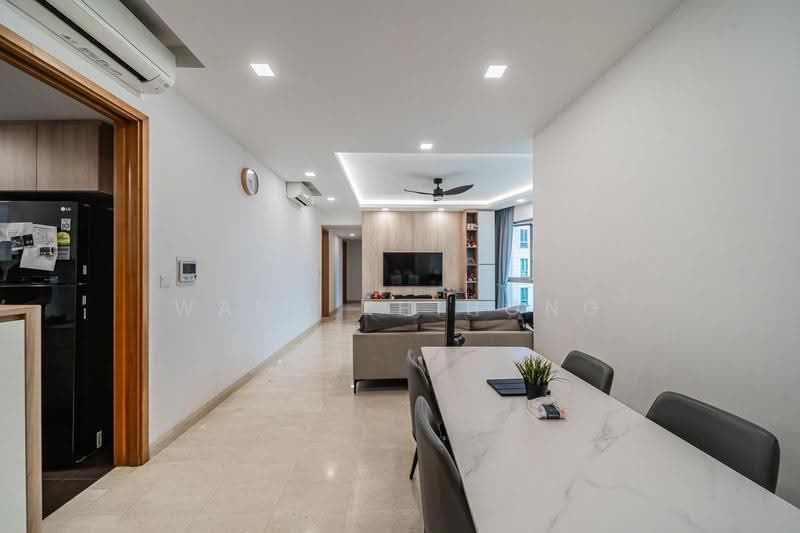 Amaryllis Ville, 22 Newton Road, Newton / Novena, 3 Bedrooms, 1,238 sqft, Condominium For Sale, by Wang ZhiHong, 500259101 - Living Room - PropertyGuru.com.sg