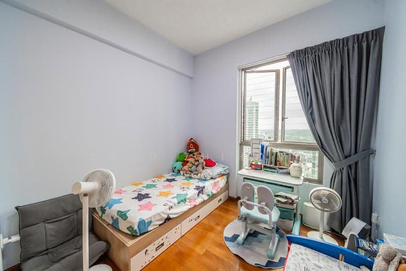 Amaryllis Ville, 22 Newton Road, Newton / Novena, 3 Bedrooms, 1,238 sqft, Condominium For Sale, by Wang ZhiHong, 500259101 - Bedroom - PropertyGuru.com.sg