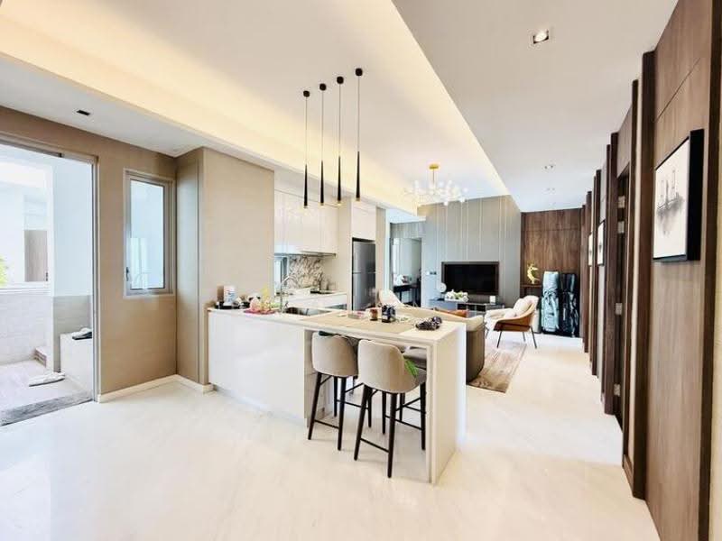 Queens Peak, 1 Dundee Road, Alexandra / Commonwealth, 5 Bedrooms, 4,715 sqft, Condominium For Sale, by Aaron Yap, 500259112 - PropertyGuru.com.sg