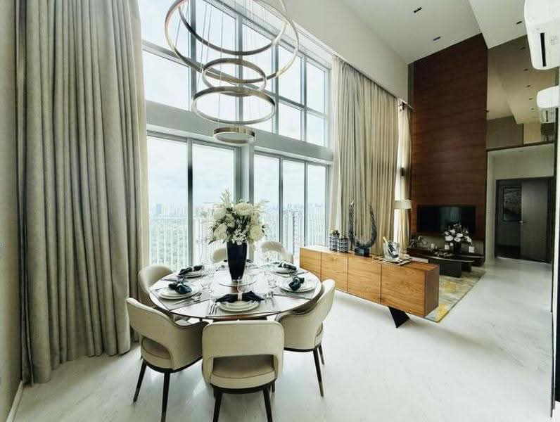 Queens Peak, 1 Dundee Road, Alexandra / Commonwealth, 5 Bedrooms, 4,715 sqft, Condominium For Sale, by Aaron Yap, 500259112 - PropertyGuru.com.sg