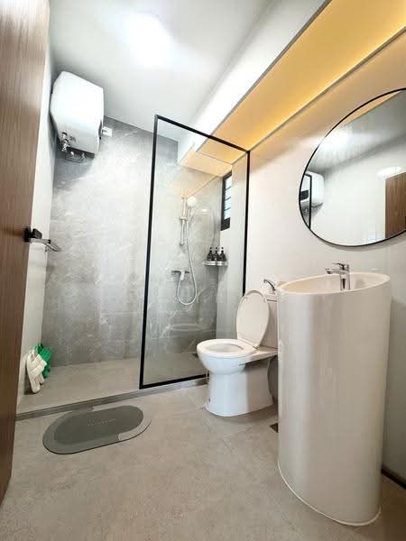 419D Northshore Drive, 419D Northshore Drive, Hougang / Punggol / Sengkang, 3 Bedrooms, 1,012 sqft, HDB Flat For Sale, by Desiree Leung, 500259120 - Bathroom - PropertyGuru.com.sg