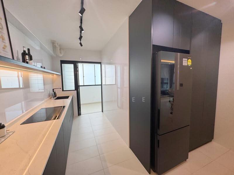 419D Northshore Drive, 419D Northshore Drive, Hougang / Punggol / Sengkang, 3 Bedrooms, 1,012 sqft, HDB Flat For Sale, by Desiree Leung, 500259120 - Kitchen - PropertyGuru.com.sg