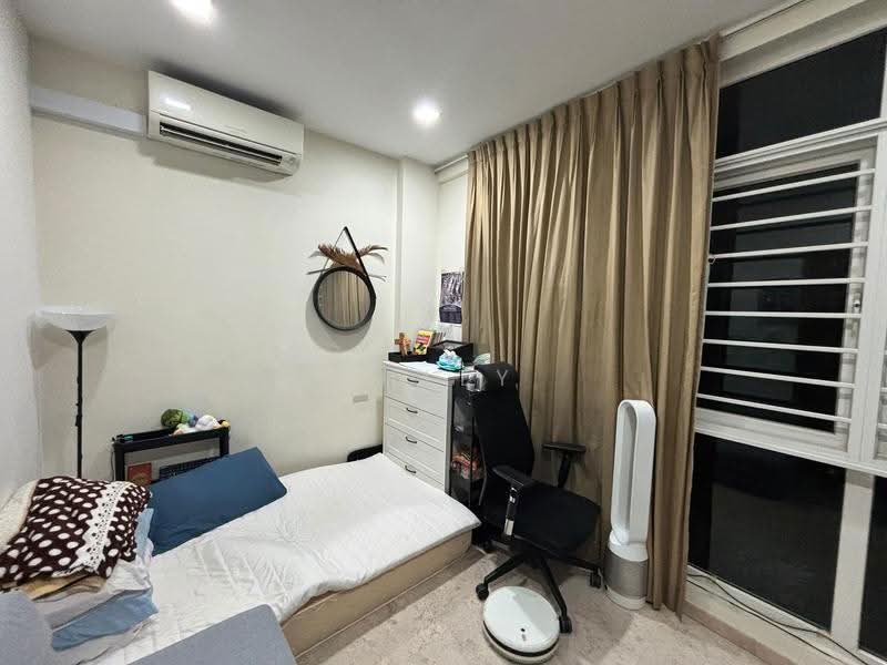 Treasure Gardens, 22 Teow Hock Avenue, Hougang / Punggol / Sengkang, Room Rental, 120 sqft, Apartment For Rent, by Billy Tan, 500259126 - Bedroom - PropertyGuru.com.sg